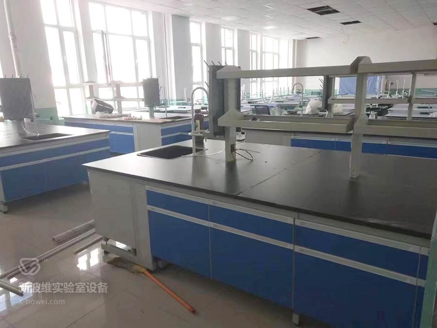 青海学生教室实验台安装