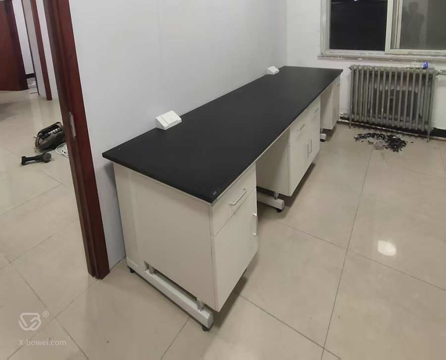 北京大兴实验室钢木实验台安装现场